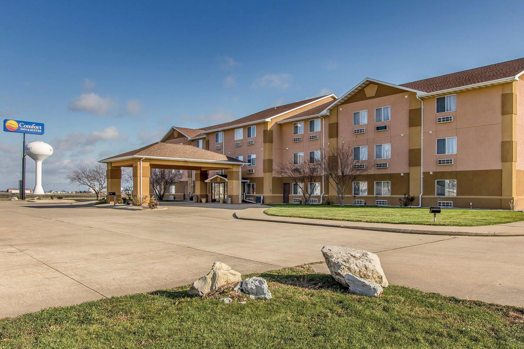 Quality Inn & Suites Mount Pleasant Экстерьер фото